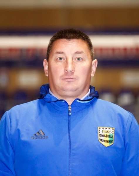 Начальник команды Юрий Владимирович Момот